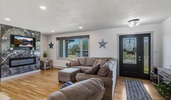 209 PONDEROSA Trl, Cheyenne, WY 82009