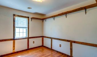 121 White Pine Rd, Beattyville, KY 41311