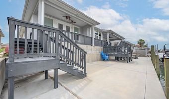 124 Sea Breeze Dr, Aransas Pass, TX 78336