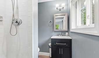 10111 GREEN FOREST Dr, Adelphi, MD 20783