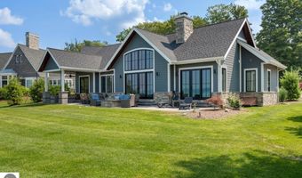 9214 Myrtle Ln, Alden, MI 49612
