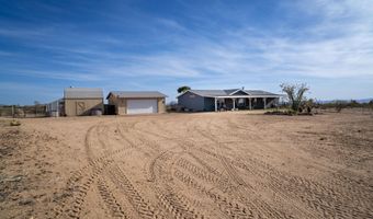 7190 E Red Barrel Rd, Yucca, AZ 86438