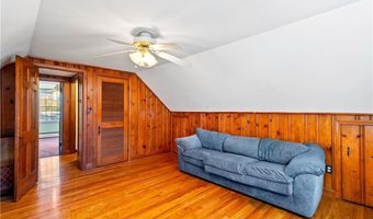 4 Tattersall Dr, Lincoln, RI 02865