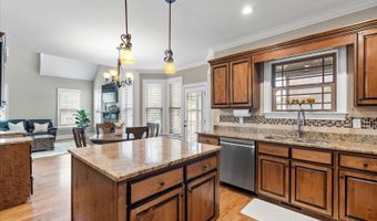 9937 Meadowstone Dr, Apison, TN 37302