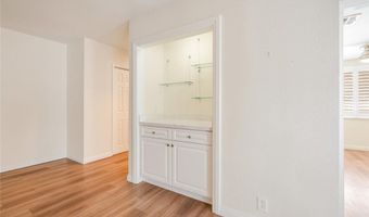5401 Zelzah Ave 124, Encino, CA 91316