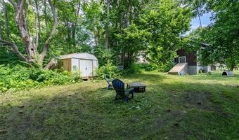 121 Cherry Ave, Ames, IA 50010