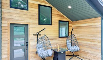 18 Baker Pl, Arden, NC 28704