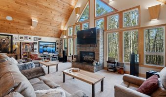 54 Stone Tree Rd, Arrowsic, ME 04530