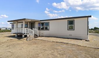 700 Thornbird Dr, Fallon, NV 89406