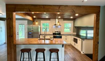 61 Westbrook Dr, Batesville, IN 47006