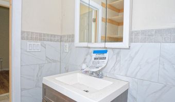 135 4th Ave, Albany, NY 12202