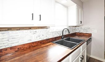 5207 S TRAVIS St, Amarillo, TX 79110