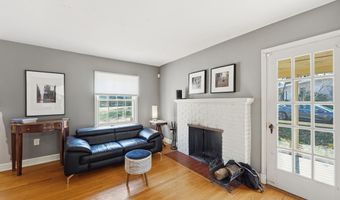 7908 W BOULEVARD Dr, Alexandria, VA 22308