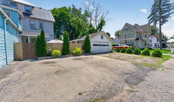 41 Chestnut St, Amsterdam, NY 12010