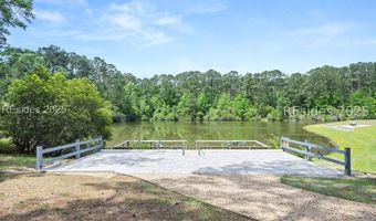 5 Nandina Ct, Bluffton, SC 29910