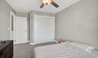 1404 Timberview Dr, Adel, IA 50003