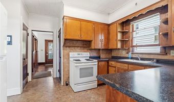 2138 Watson Ave, Alliance, OH 44601