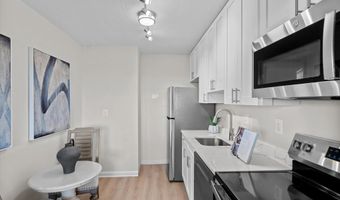 2059 HUNTINGTON Ave 1414, Alexandria, VA 22303