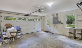 2206 FORT WARD Pl, Alexandria, VA 22304