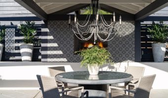221 Highland Dr, Aptos, CA 95003