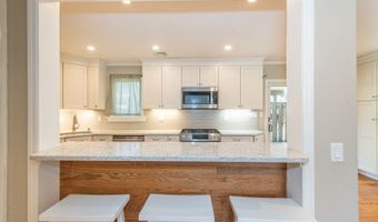 9 Hilary Ct, Alloway, NJ 07460