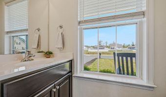 160 PONDS EDGE Dr, Felton, DE 19943