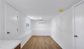 10437 Helendale Ave, Los Angeles, CA 91042