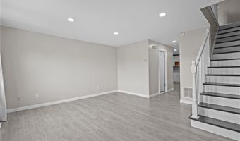 47 Morgan Ave 29, Johnston, RI 02919
