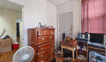 128 Hamilton St, Albany, NY 12207