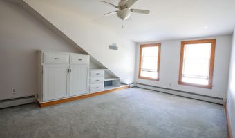 671 Essex St, Bangor, ME 04401