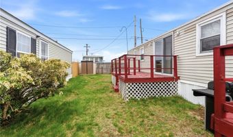 11 East Dr, East Providence, RI 02916