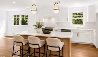 5 Butternut Dr, Bloomfield, CT 06002