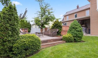 13 Evans Ave, Albertson, NY 11507