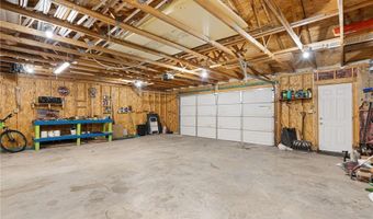 2111 3rd Ave SE, Austin, MN 55912