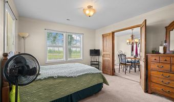 9012 NW State Route 52 Hwy, Amoret, MO 64722
