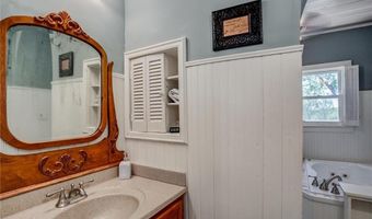 2598 County Road 9001, Amoret, MO 64722