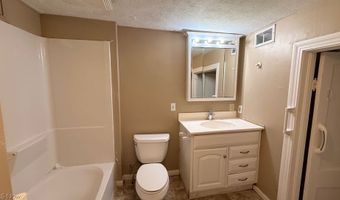 629 Portage Lakes Dr, Akron, OH 44319