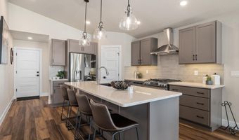 4012 SADDLEBACK Ln, Cheyenne, WY 82001
