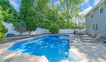 124 Sandpiper Dr, Belford, NJ 07718