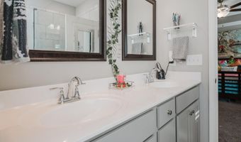 912 SHELBY FARMS Cir, Alabaster, AL 35007