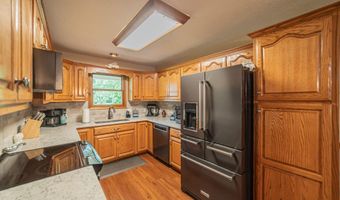 84 Orchard St, Bardwell, KY 42023