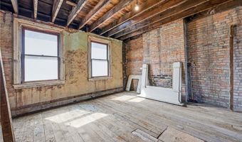 431 E Carson St, Airville, PA 15203