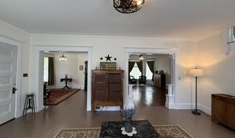 51 Broadway St, Baileyville, ME 04694