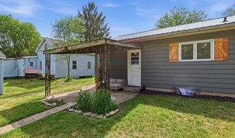 5209 S County Road D, Afton, WI 53501