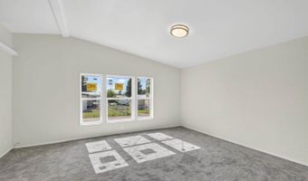 420 Johnson St, American Falls, ID 83211