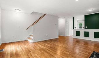 95 Anderer Ln 7, Boston, MA 02132