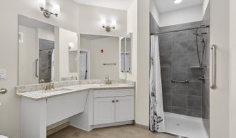 6101 FAIRVIEW FARM Dr 207, Alexandria, VA 22315