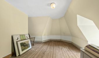 208 High St, Belfast, ME 04915