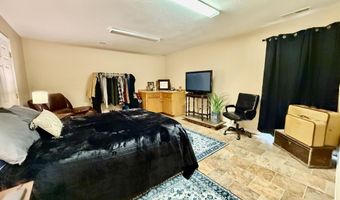 1306 Shull St, Ava, MO 65608