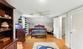 10 Mark Dr, Cranston, RI 02920